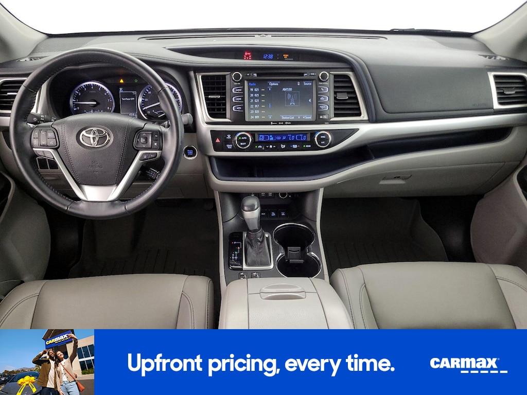 used 2017 Toyota Highlander car, priced at $28,998