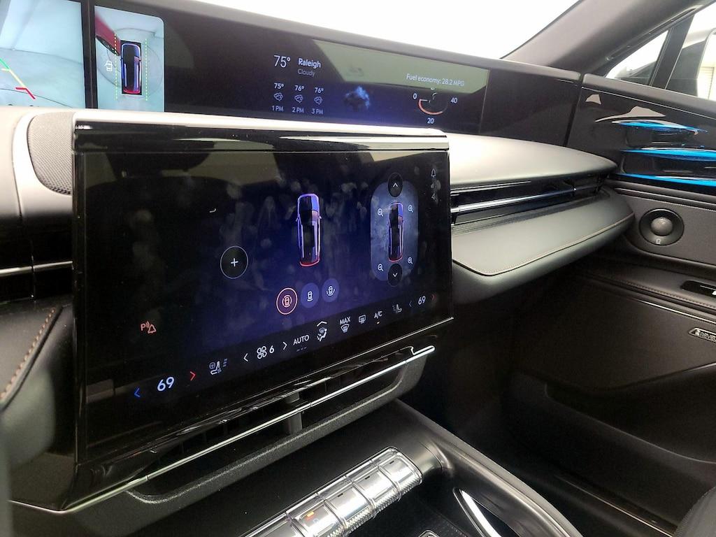 used 2024 Lincoln Nautilus car, priced at $55,998