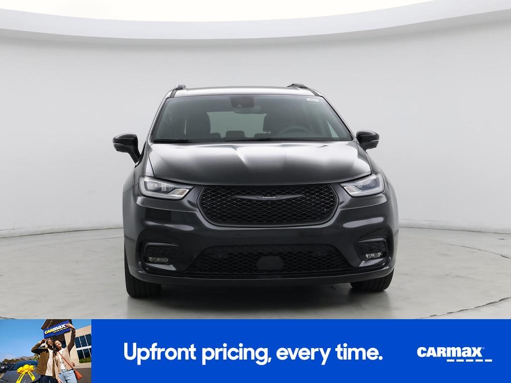 used 2023 Chrysler Pacifica car, priced at $38,998