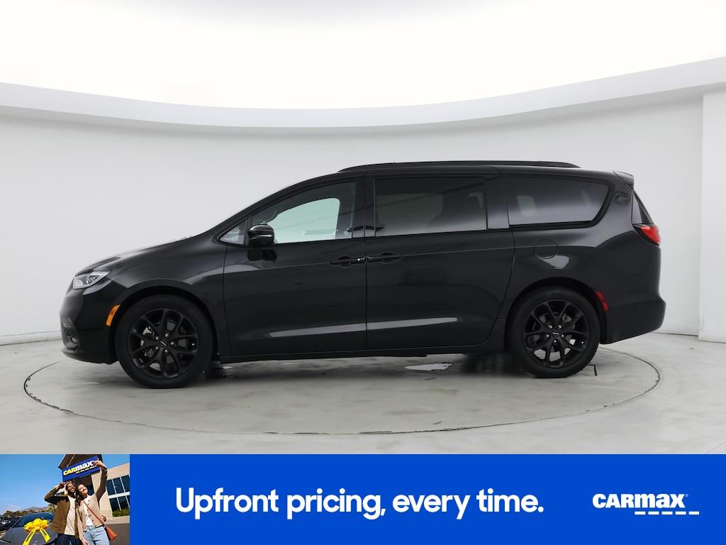 used 2023 Chrysler Pacifica car, priced at $38,998