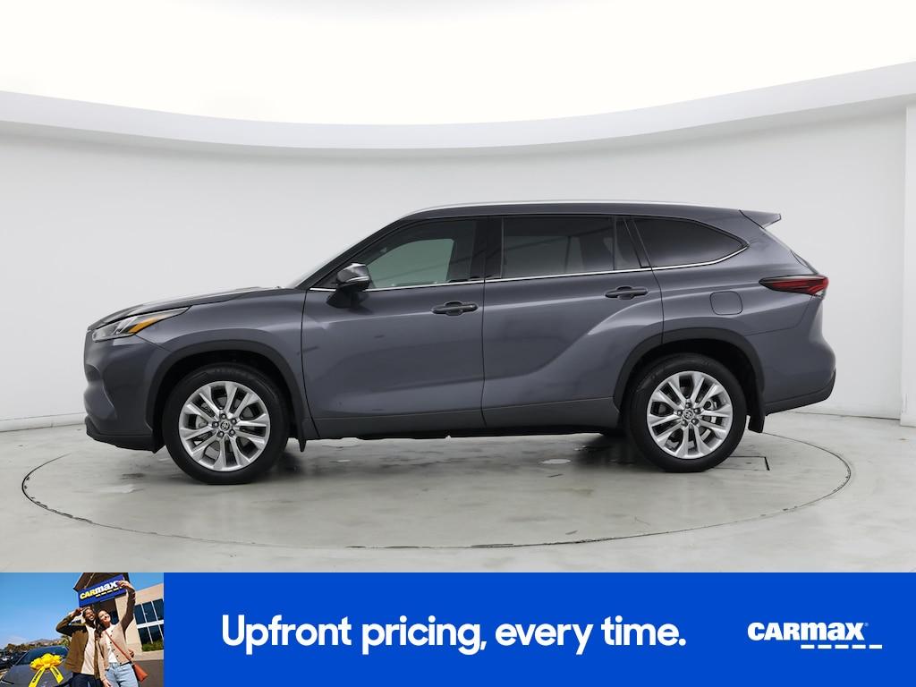 used 2024 Toyota Highlander car, priced at $49,998
