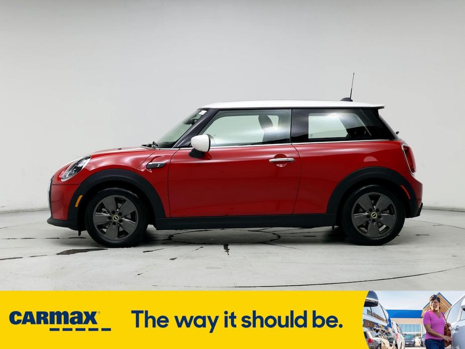 used 2023 MINI SE Hardtop car, priced at $25,998