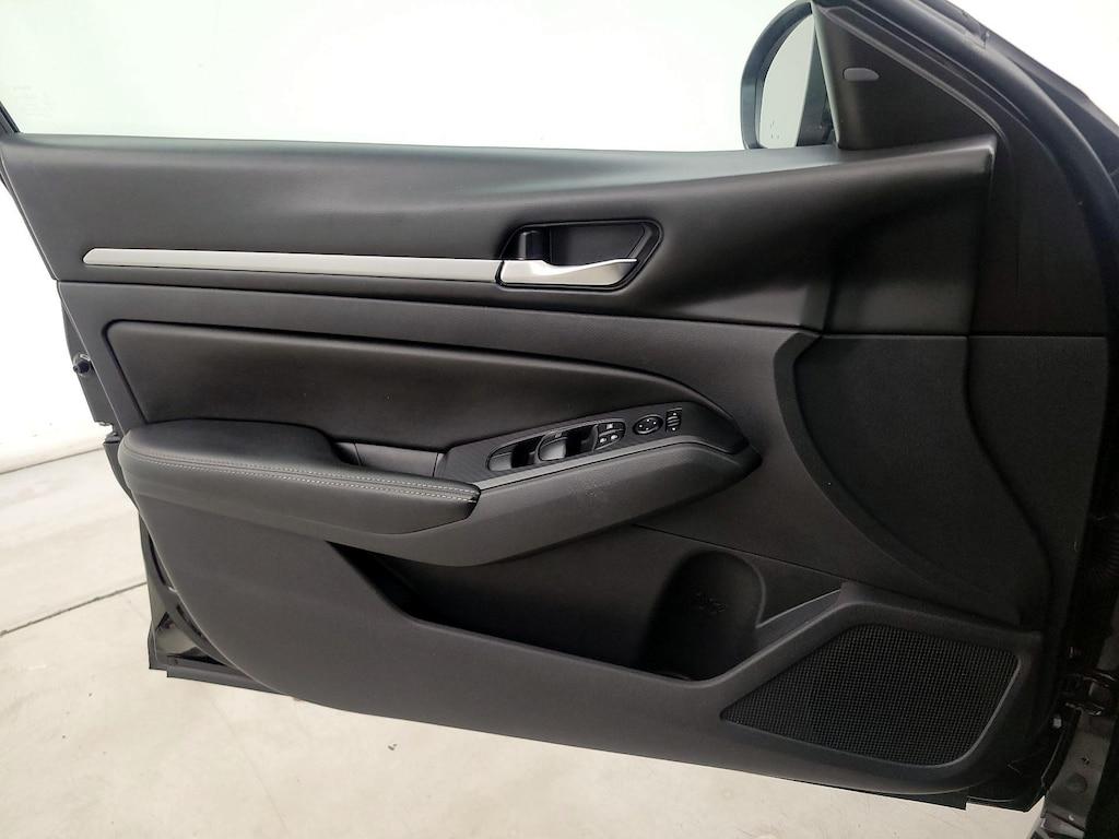 used 2022 Nissan Altima car, priced at $19,998