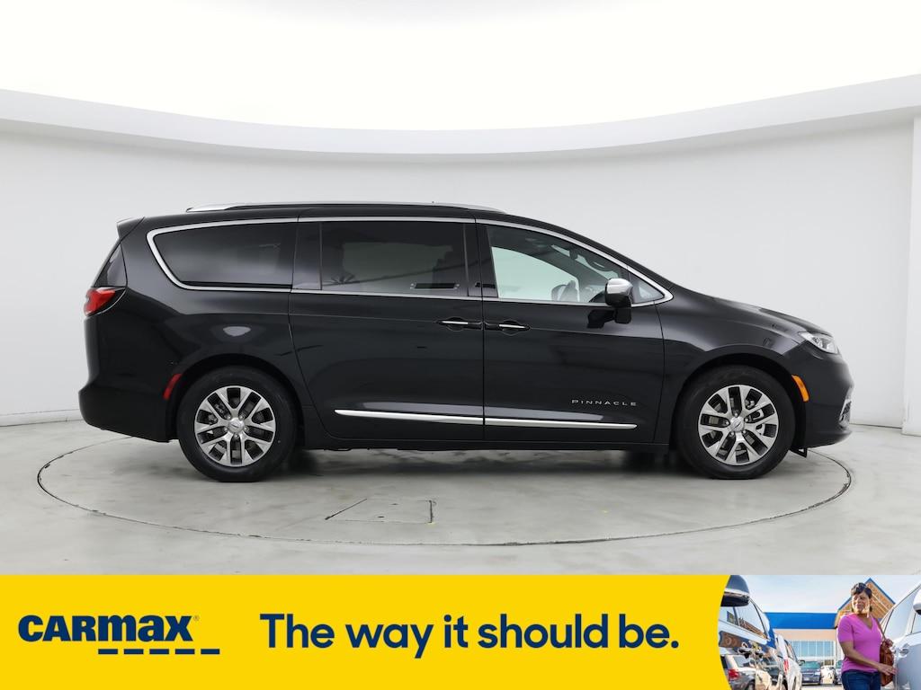 used 2021 Chrysler Pacifica Hybrid car, priced at $39,998