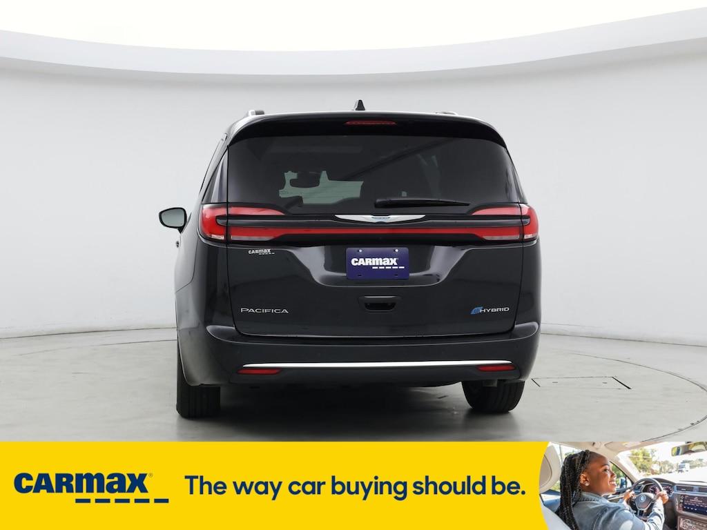 used 2021 Chrysler Pacifica Hybrid car, priced at $39,998