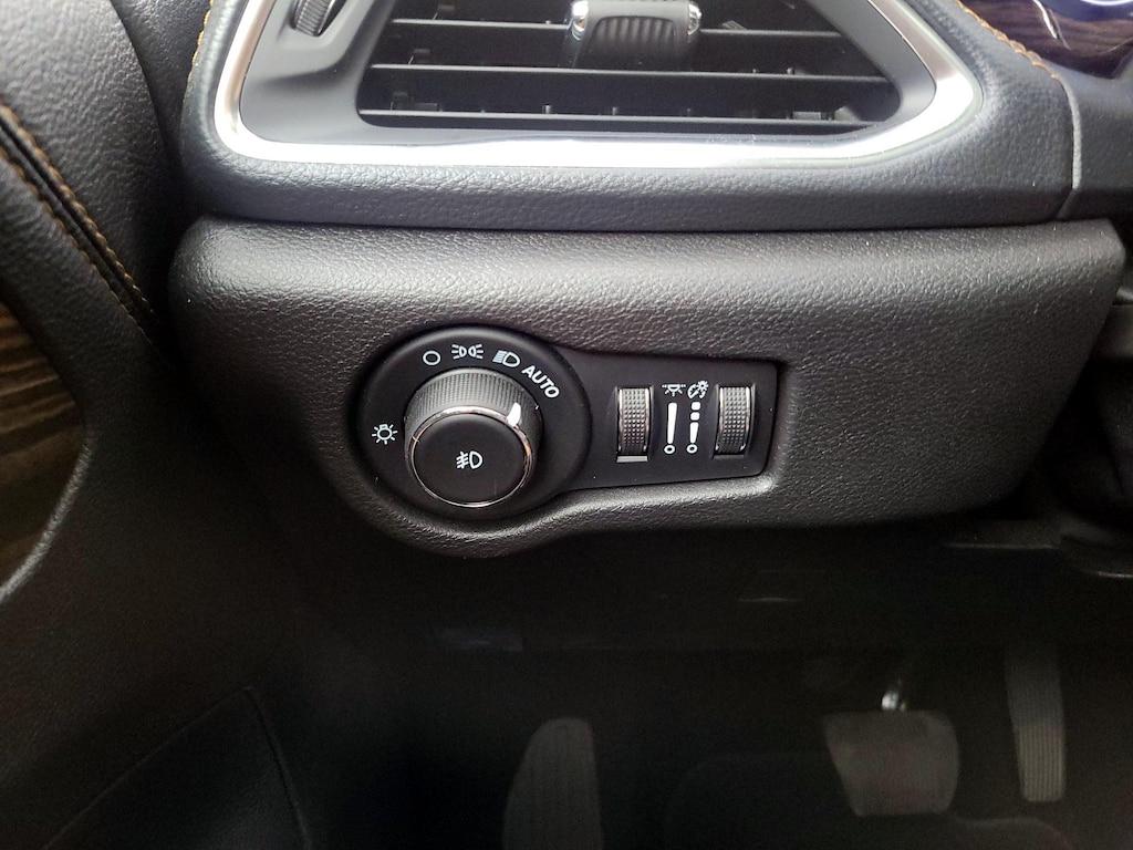 used 2021 Chrysler Pacifica Hybrid car, priced at $39,998