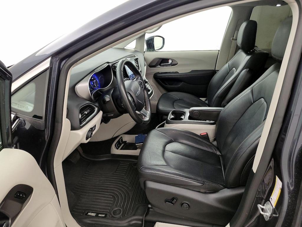 used 2020 Chrysler Pacifica car, priced at $26,998