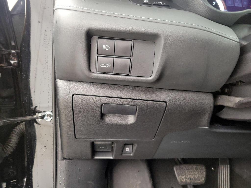 used 2021 Toyota Highlander car, priced at $37,998