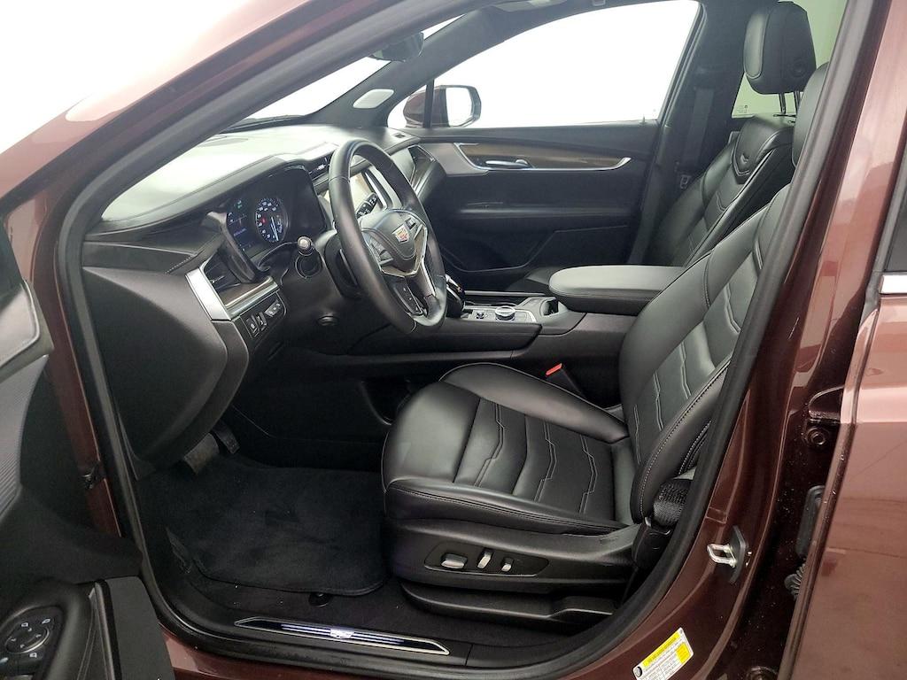 used 2022 Cadillac XT5 car, priced at $40,998