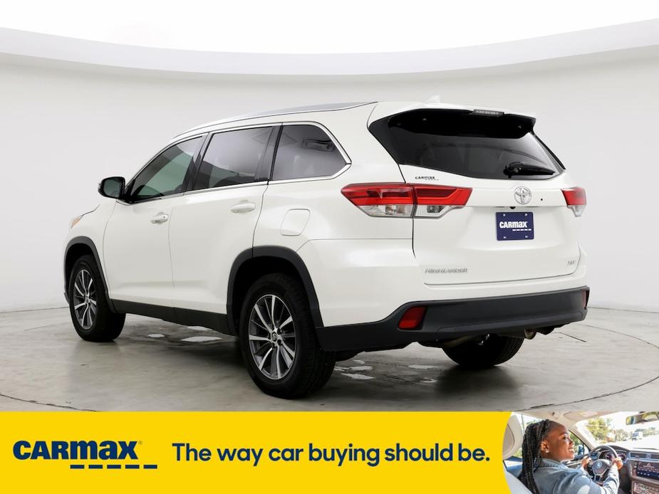 used 2019 Toyota Highlander car, priced at $30,998