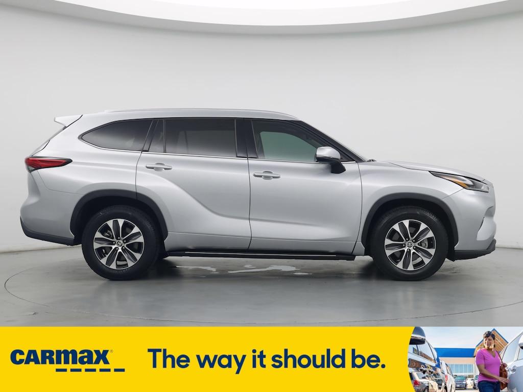 used 2021 Toyota Highlander car, priced at $28,998