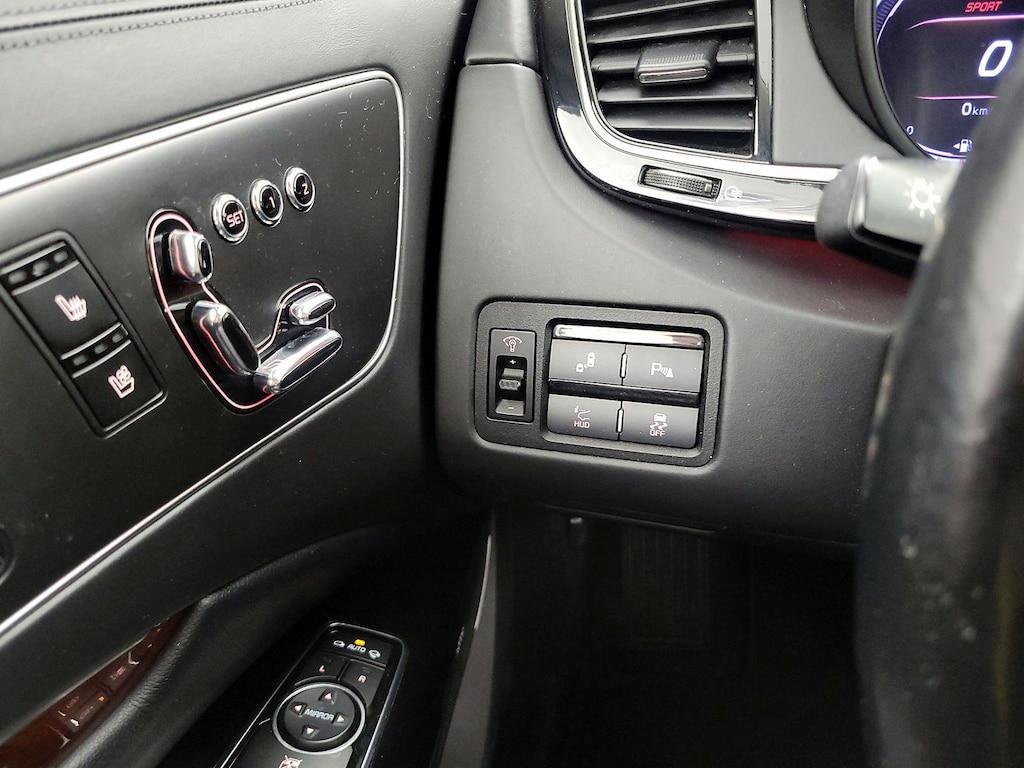 used 2015 Kia K900 car, priced at $20,998