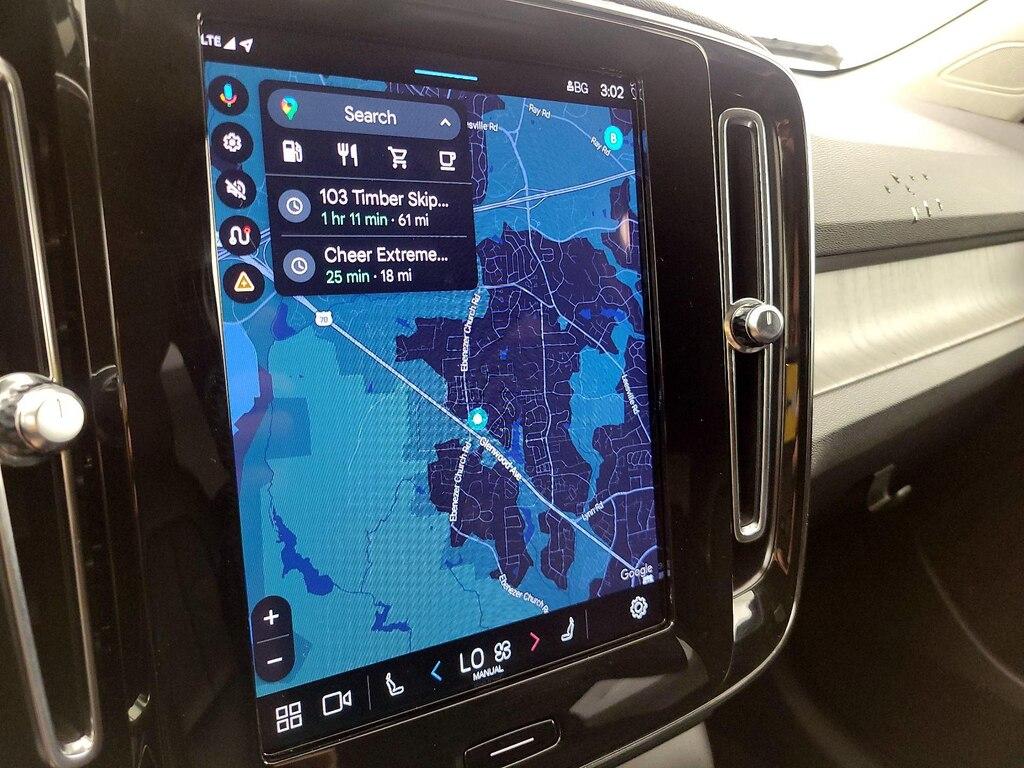 used 2023 Volvo XC40 car, priced at $28,998