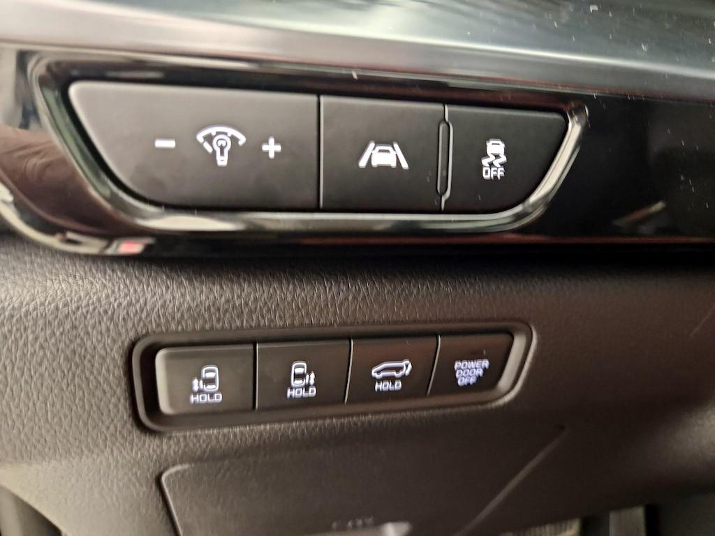 used 2024 Kia Carnival car, priced at $44,998