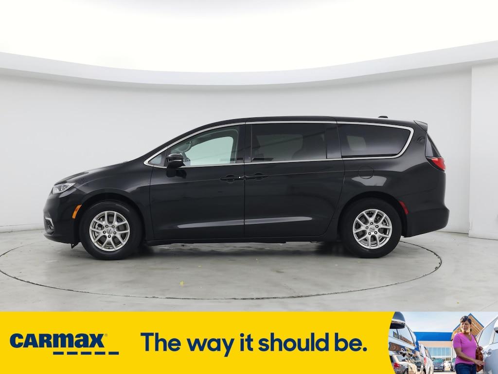 used 2023 Chrysler Pacifica car, priced at $28,998