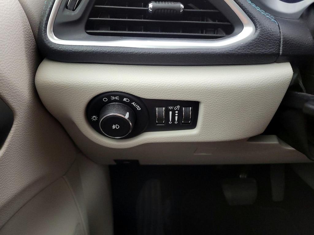 used 2018 Chrysler Pacifica Hybrid car, priced at $24,998