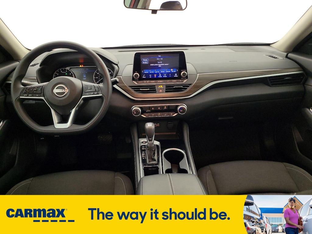 used 2023 Nissan Altima car, priced at $21,998