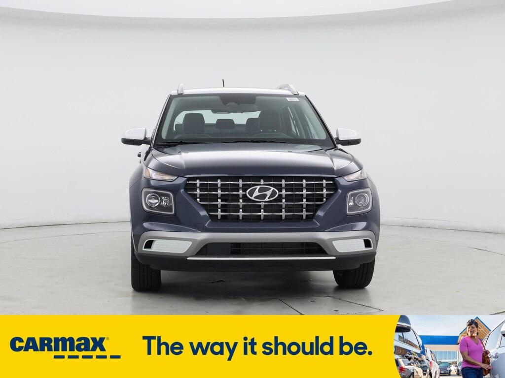 used 2025 Hyundai Venue car, priced at $23,998
