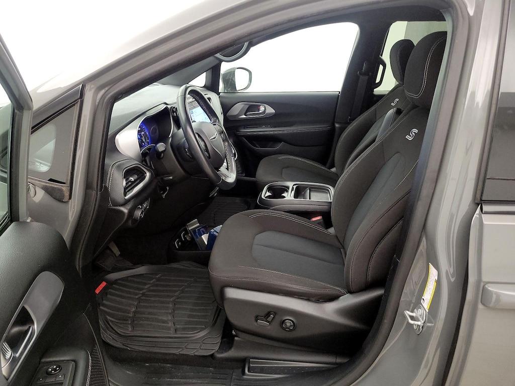 used 2021 Chrysler Pacifica car, priced at $26,998