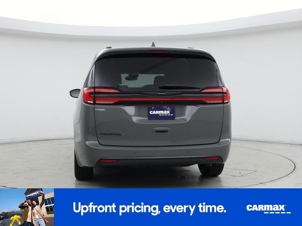 used 2021 Chrysler Pacifica car, priced at $26,998