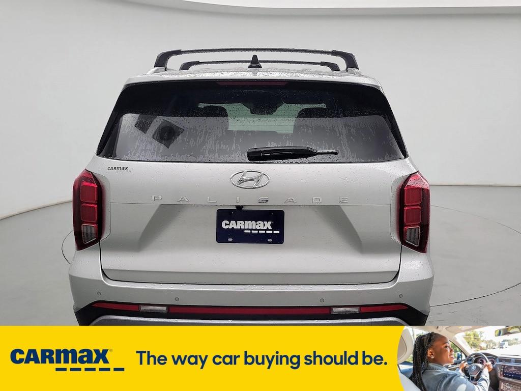 used 2025 Hyundai Palisade car, priced at $42,998