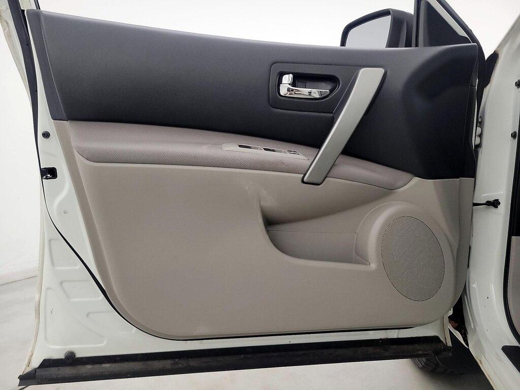 used 2015 Nissan Rogue Select car, priced at $15,998