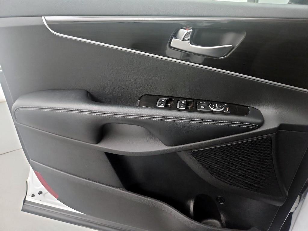 used 2019 Kia Sorento car, priced at $18,998