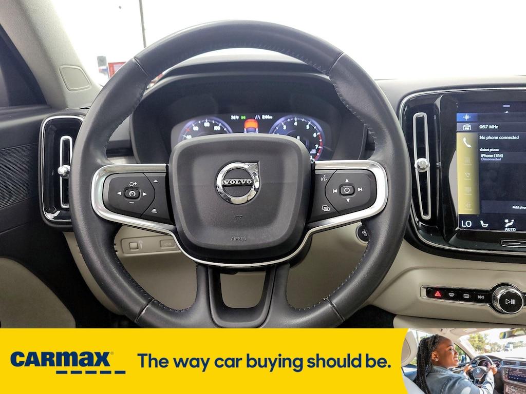 used 2019 Volvo XC40 car, priced at $25,998