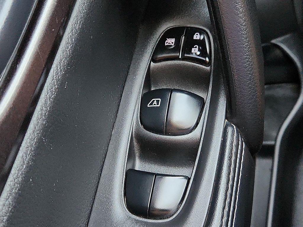 used 2020 Nissan Rogue Sport car, priced at $18,998