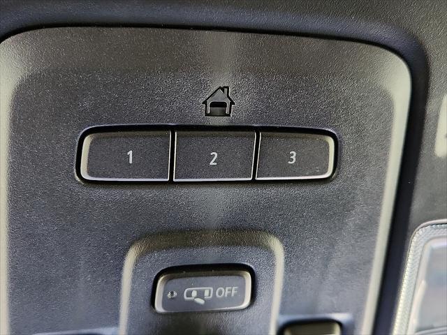 used 2022 GMC Yukon car, priced at $63,998