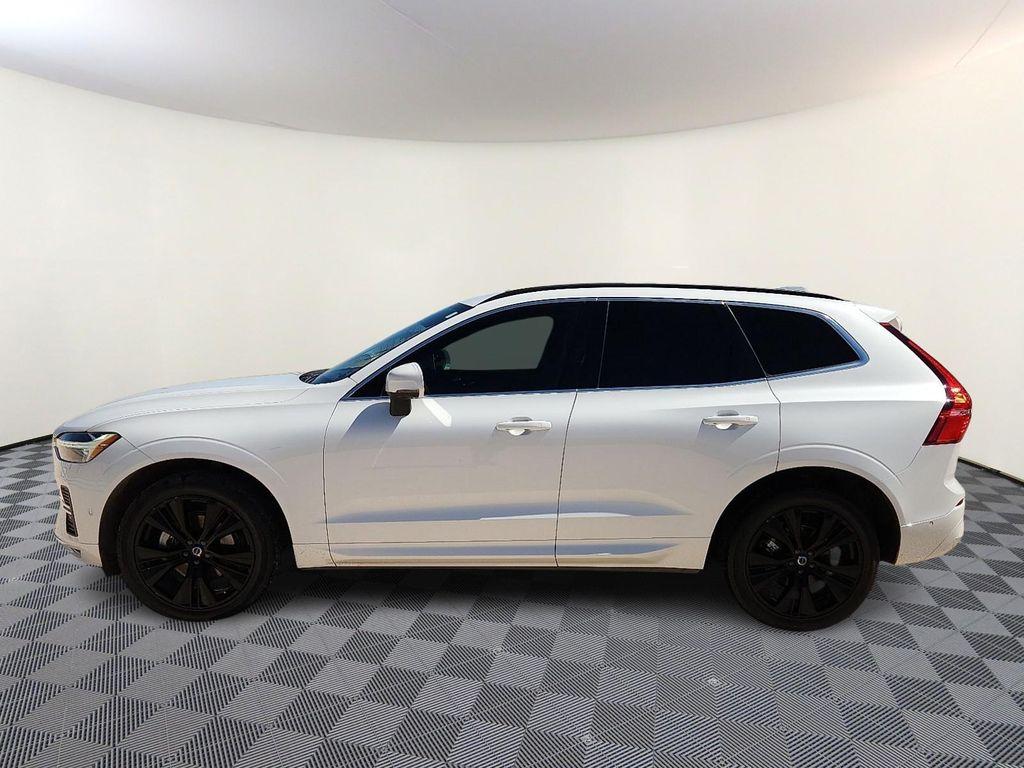 used 2022 Volvo XC60 car, priced at $27,998
