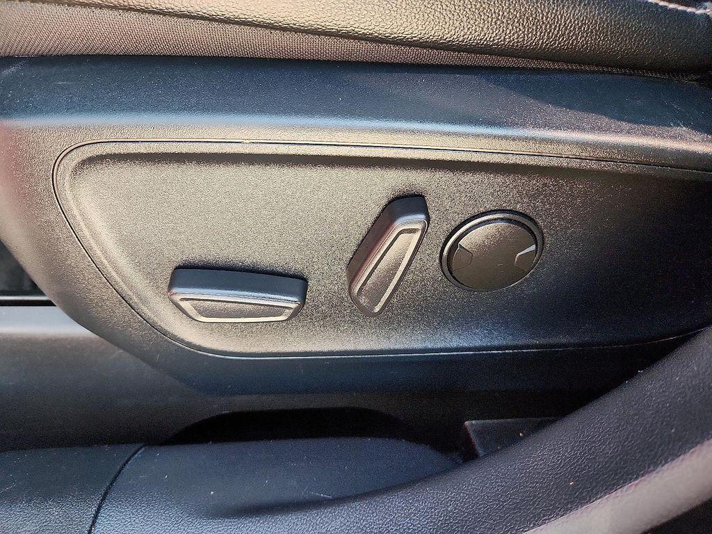 used 2022 Ford Escape car, priced at $21,998