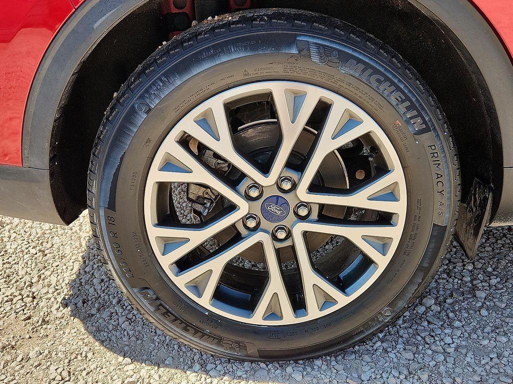 used 2022 Ford Escape car, priced at $21,998