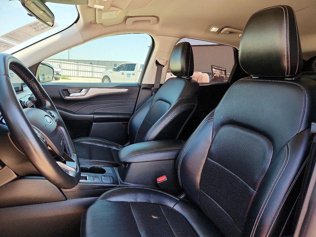 used 2022 Ford Escape car, priced at $21,998