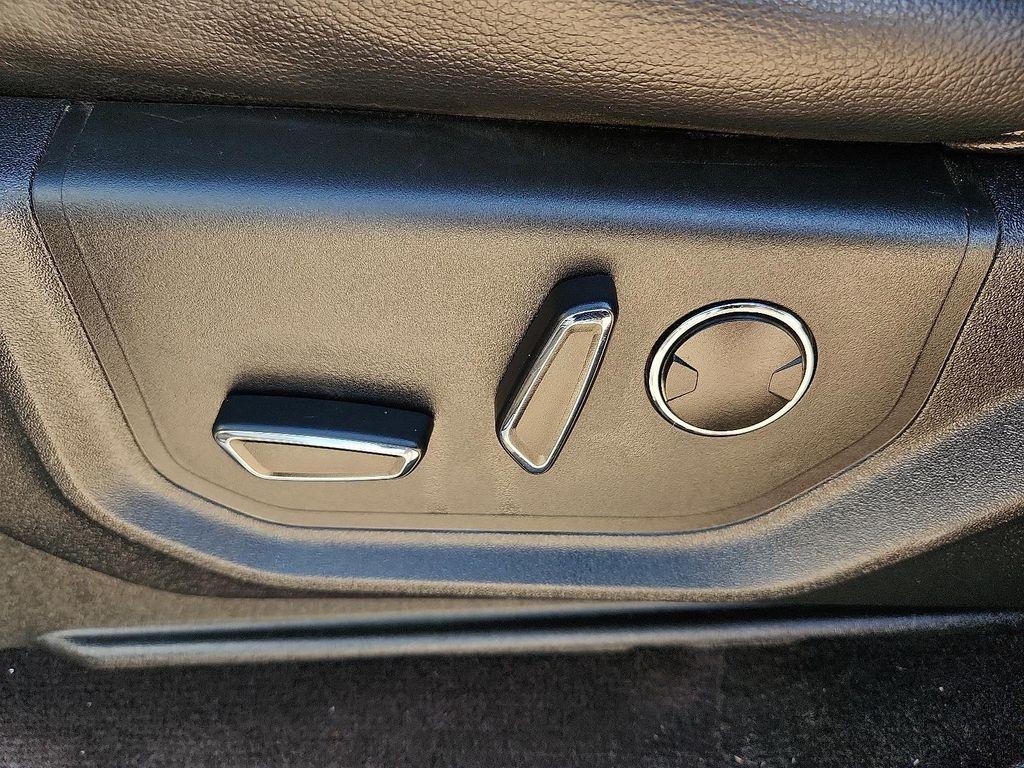 used 2019 Ford Expedition car, priced at $26,998