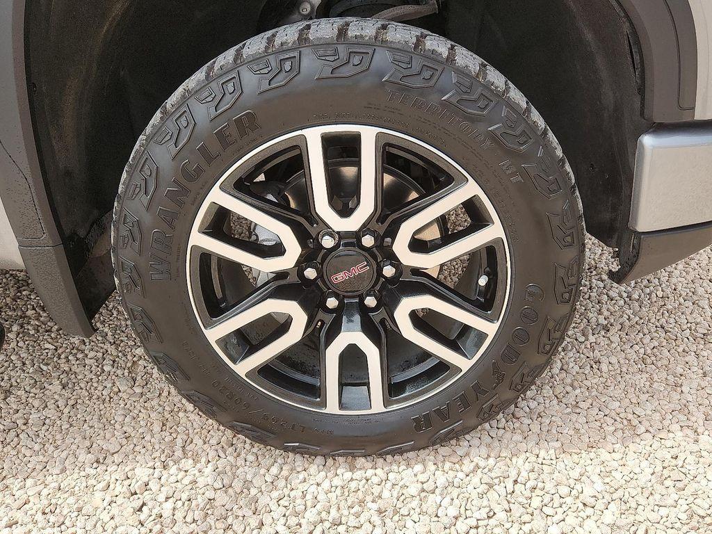 used 2024 GMC Sierra 1500 car, priced at $59,998