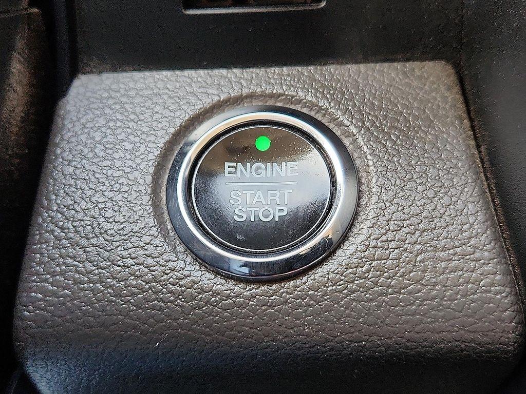 used 2018 Ford Expedition car, priced at $21,998