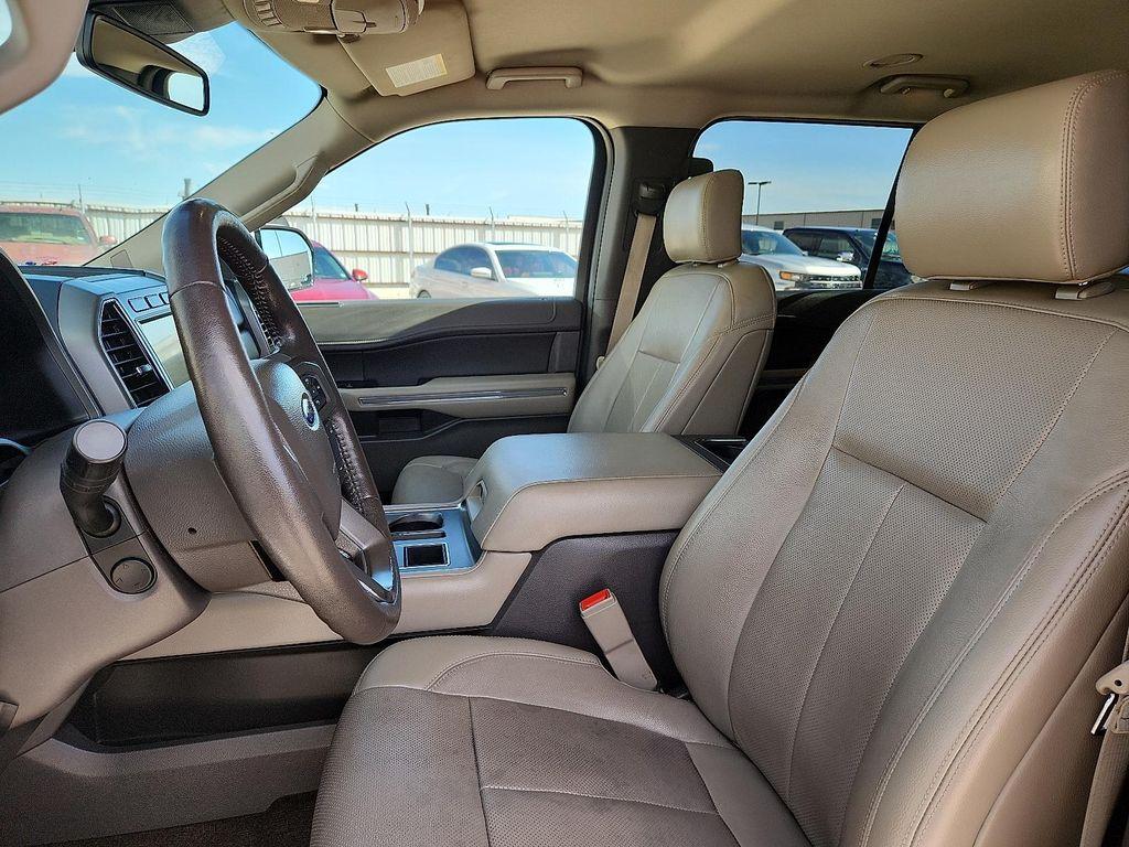 used 2018 Ford Expedition car, priced at $21,998
