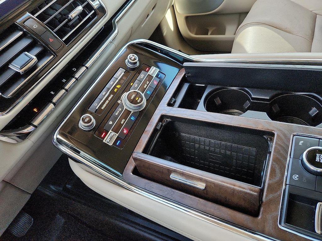 used 2019 Lincoln Navigator car, priced at $37,998