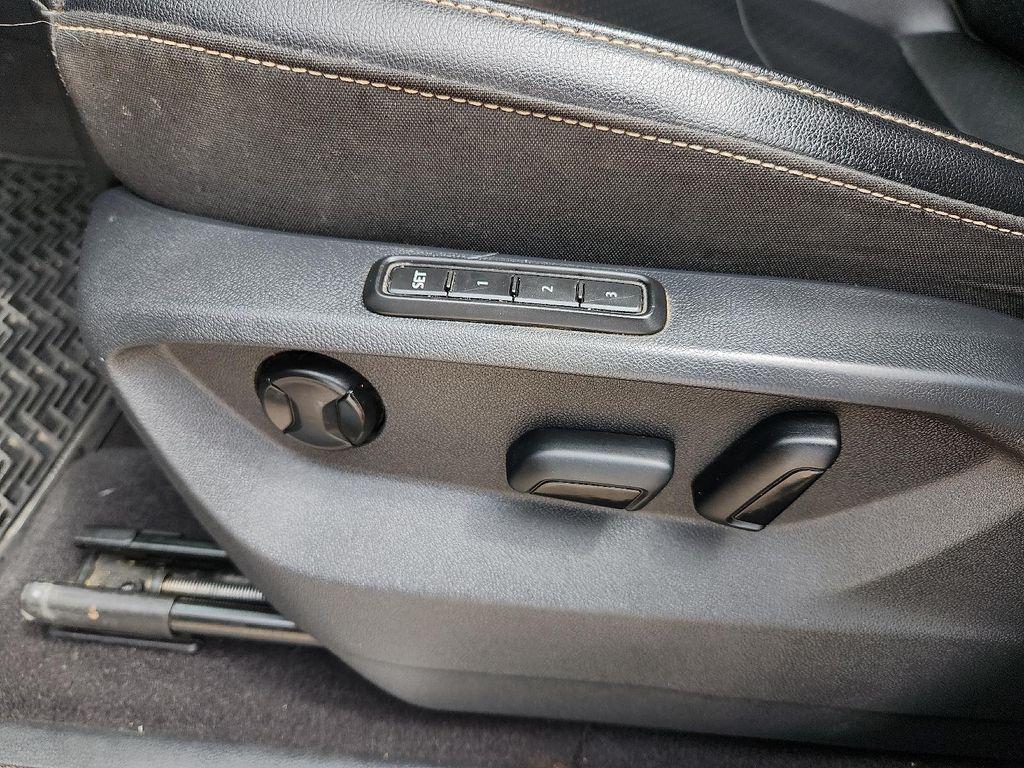 used 2022 Volkswagen Atlas car, priced at $24,998