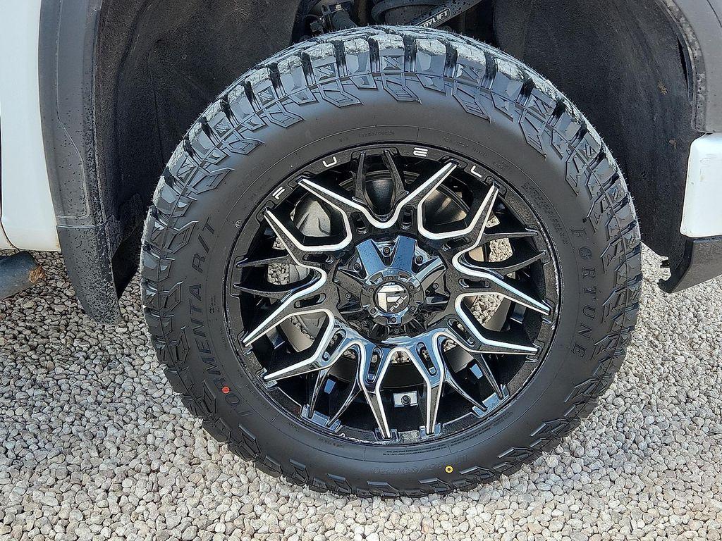 used 2024 GMC Sierra 1500 car, priced at $56,998