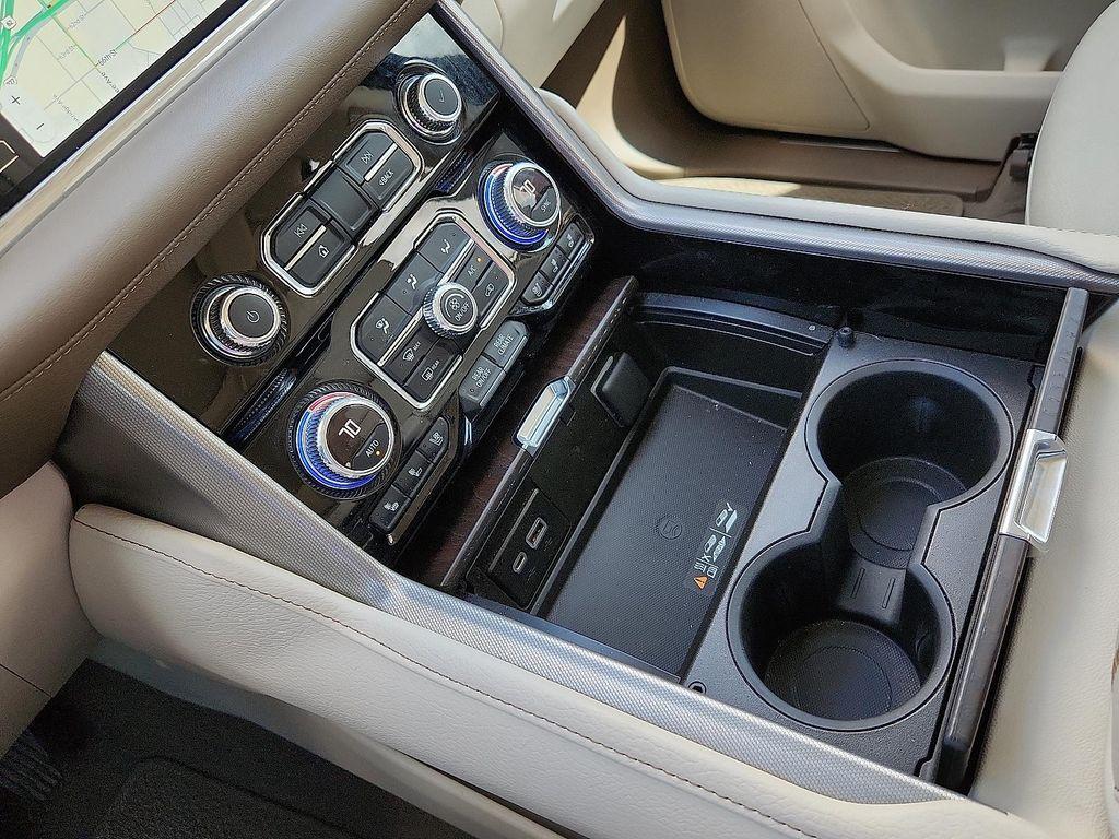 used 2022 GMC Yukon car, priced at $53,998