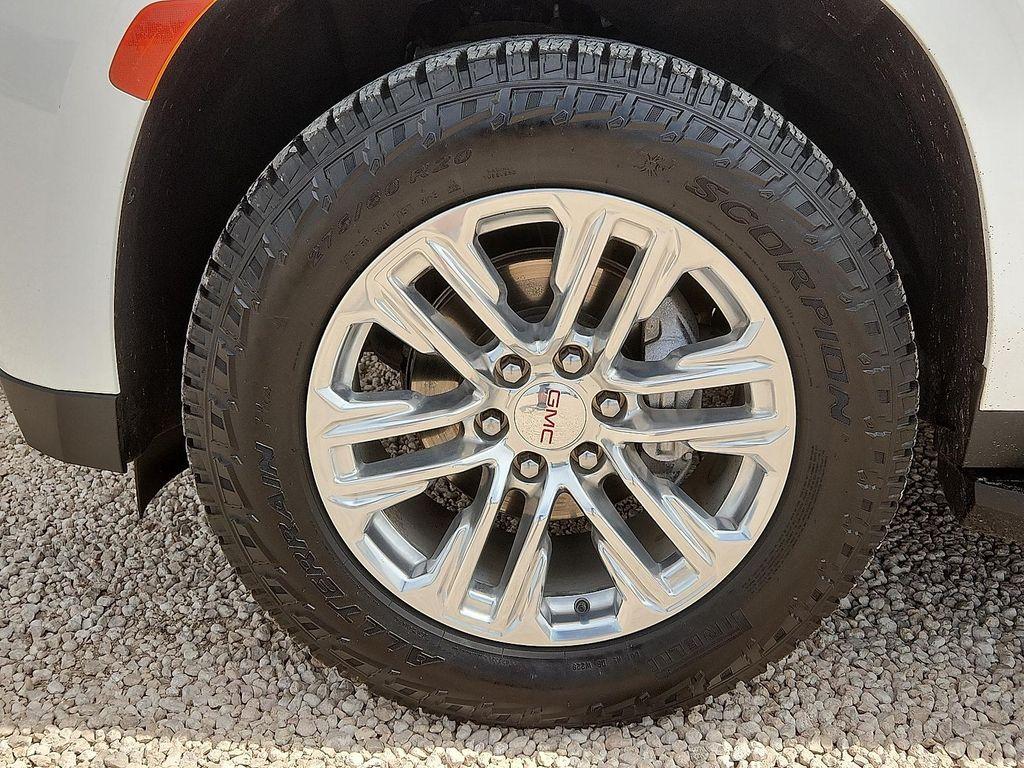 used 2022 GMC Yukon car, priced at $53,998