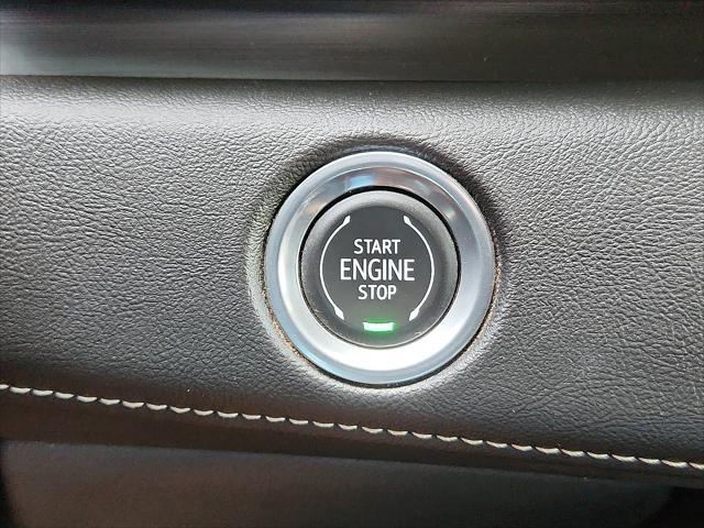 used 2023 Cadillac Escalade ESV car, priced at $82,998