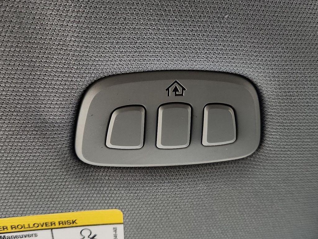 used 2021 Ford F-150 car, priced at $39,998