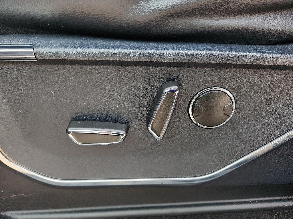 used 2021 Ford F-150 car, priced at $39,998