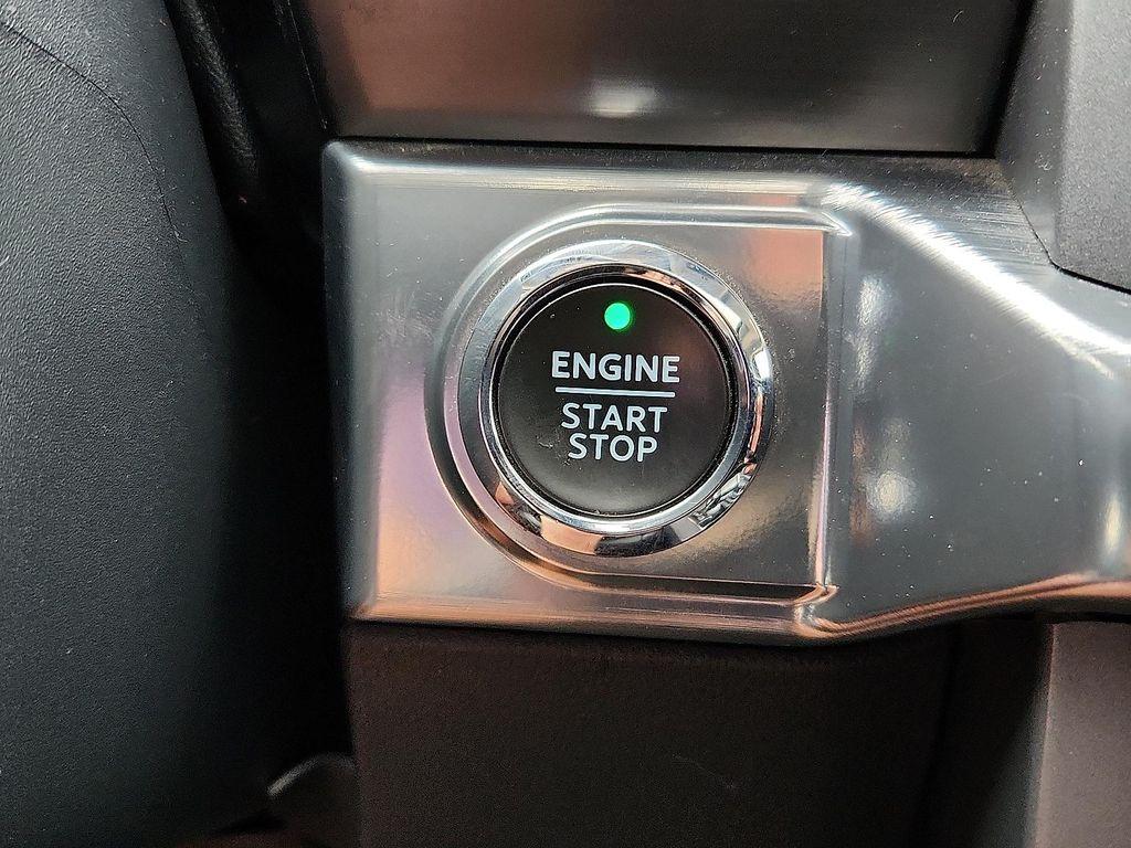 used 2021 Ford F-150 car, priced at $39,998