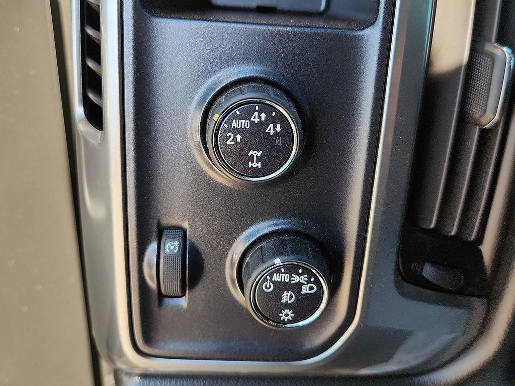 used 2014 Chevrolet Silverado 1500 car, priced at $27,998