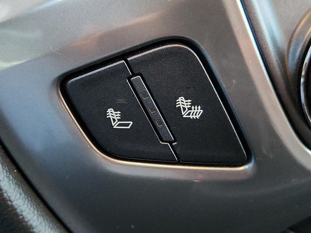 used 2014 Chevrolet Silverado 1500 car, priced at $27,998