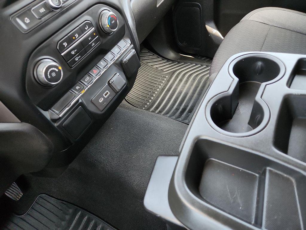 used 2022 Chevrolet Silverado 1500 car, priced at $28,998